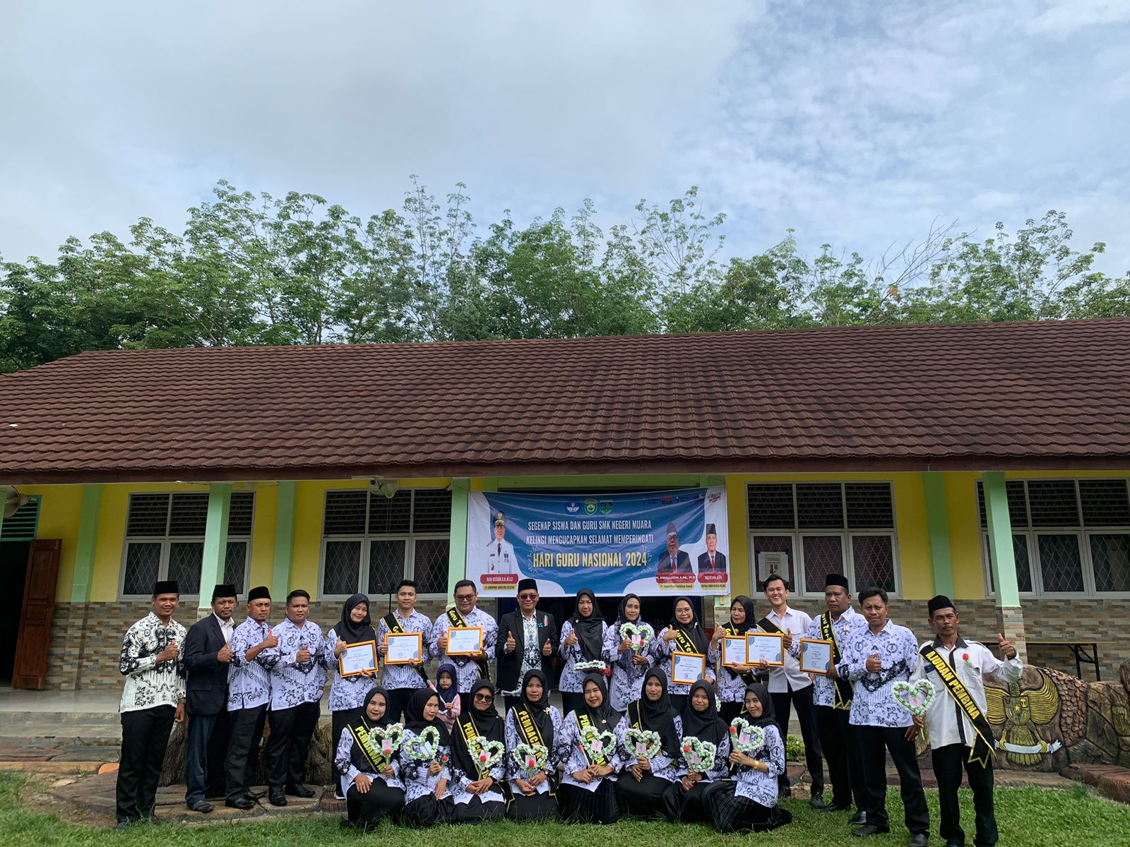 SMK KELINGI MEMPERINGATI HARI GURU NASIONAL 2024